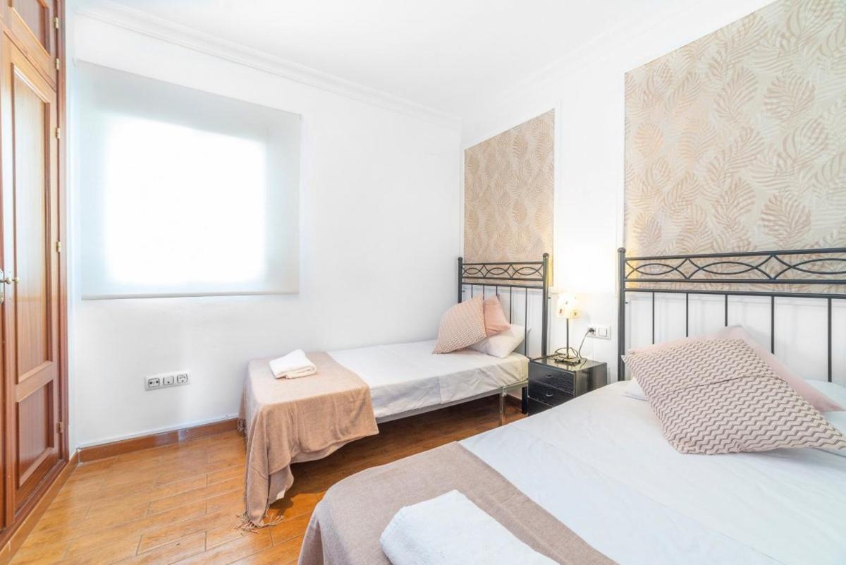 Alterhome Las Setas Seville Exterior photo